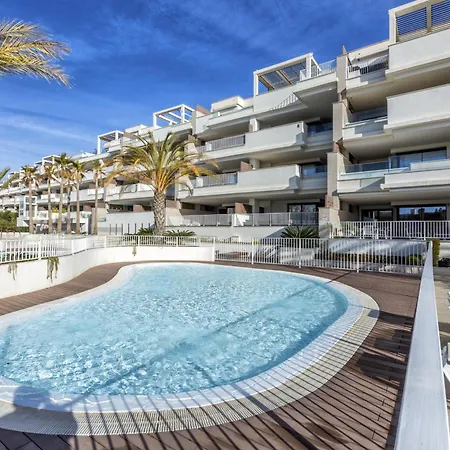 Vivi Homes - Sara Pool, Terrace, Golf &