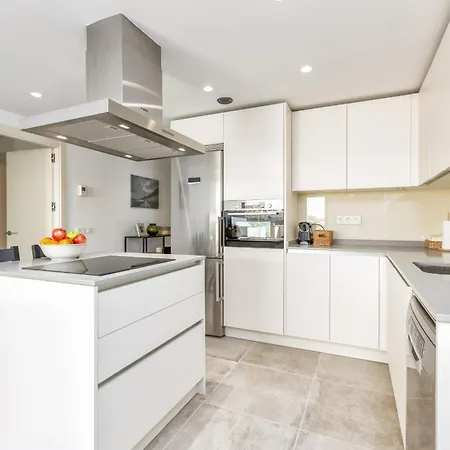 Vivi Homes - Sara Pool, Terrace, Golf & Apartment *