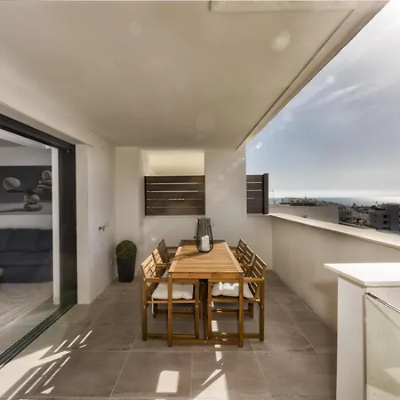 Vivi Homes - Sara Pool, Terrace, Golf &