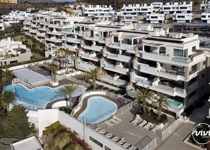 Vivi Homes - Sara Pool, Terrace, Golf & Daire La Cala De Mijas