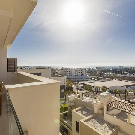 Vivi Homes - Sara Pool, Terrace, Golf &